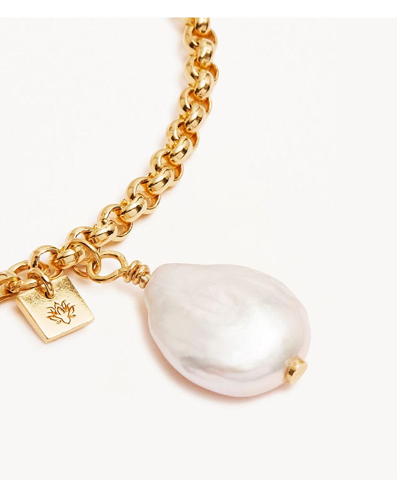 By Charlotte Gold Embrace Stillness Pearl Bracelet