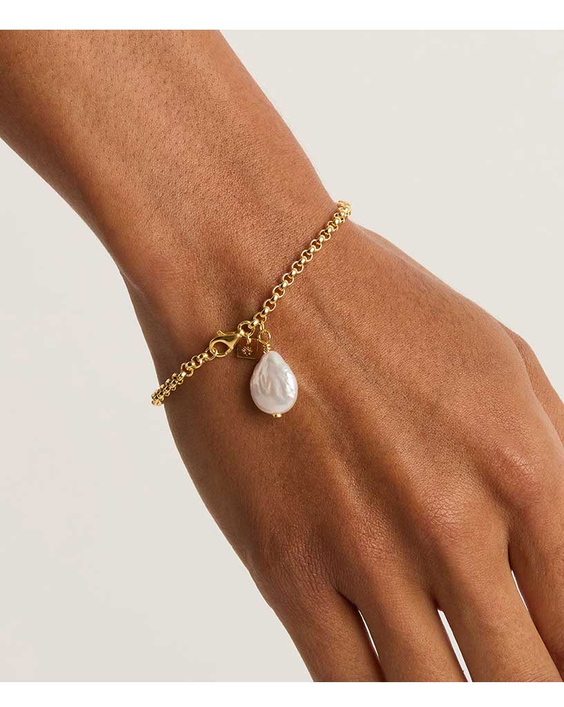 By Charlotte Gold Embrace Stillness Pearl Bracelet