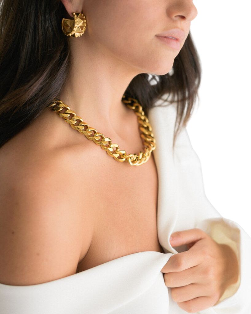  Analyzing image      indigo-and-wolfe-gold-romeo-plated-necklace