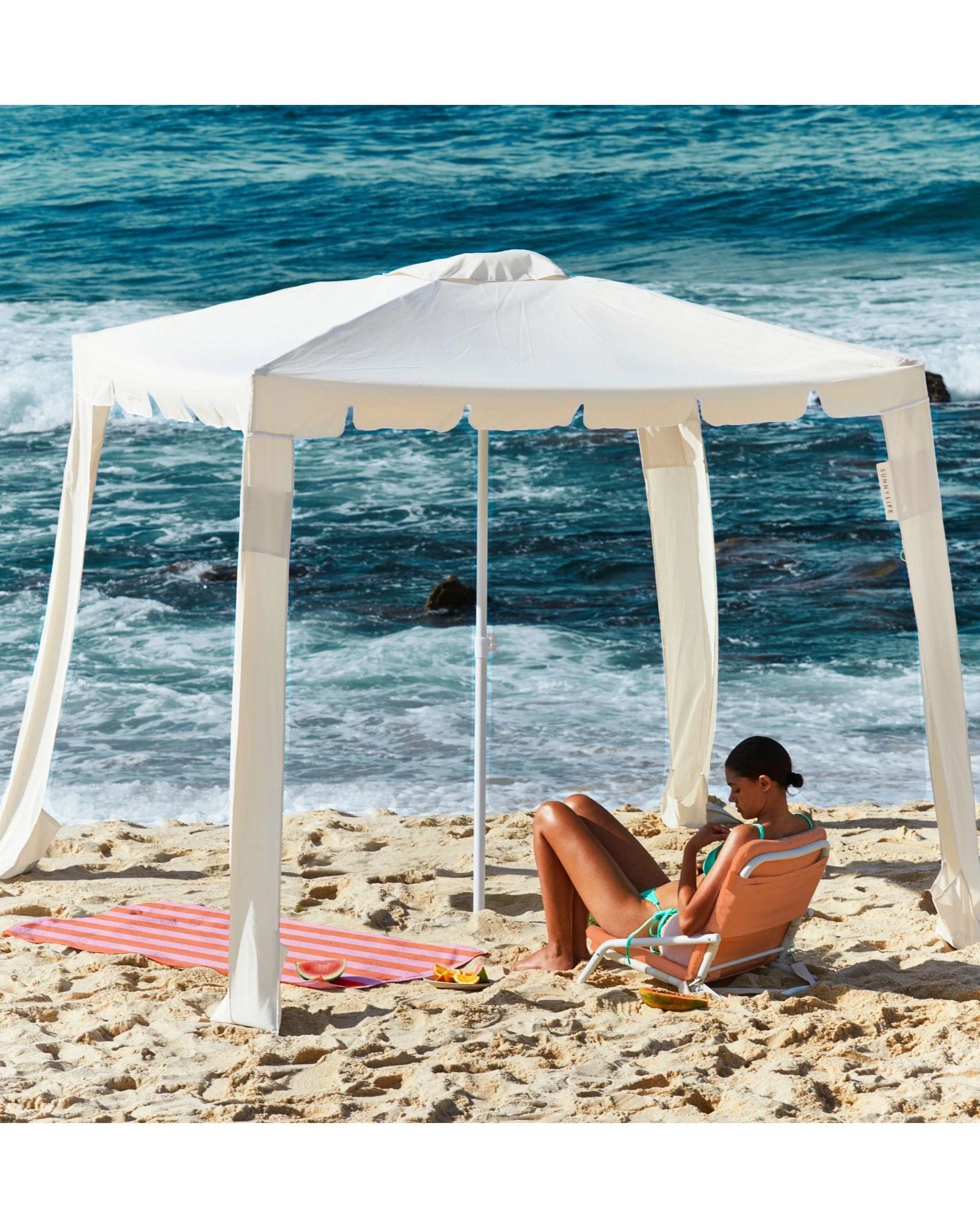 SunnyLife Beach Cabana Casa Blanca