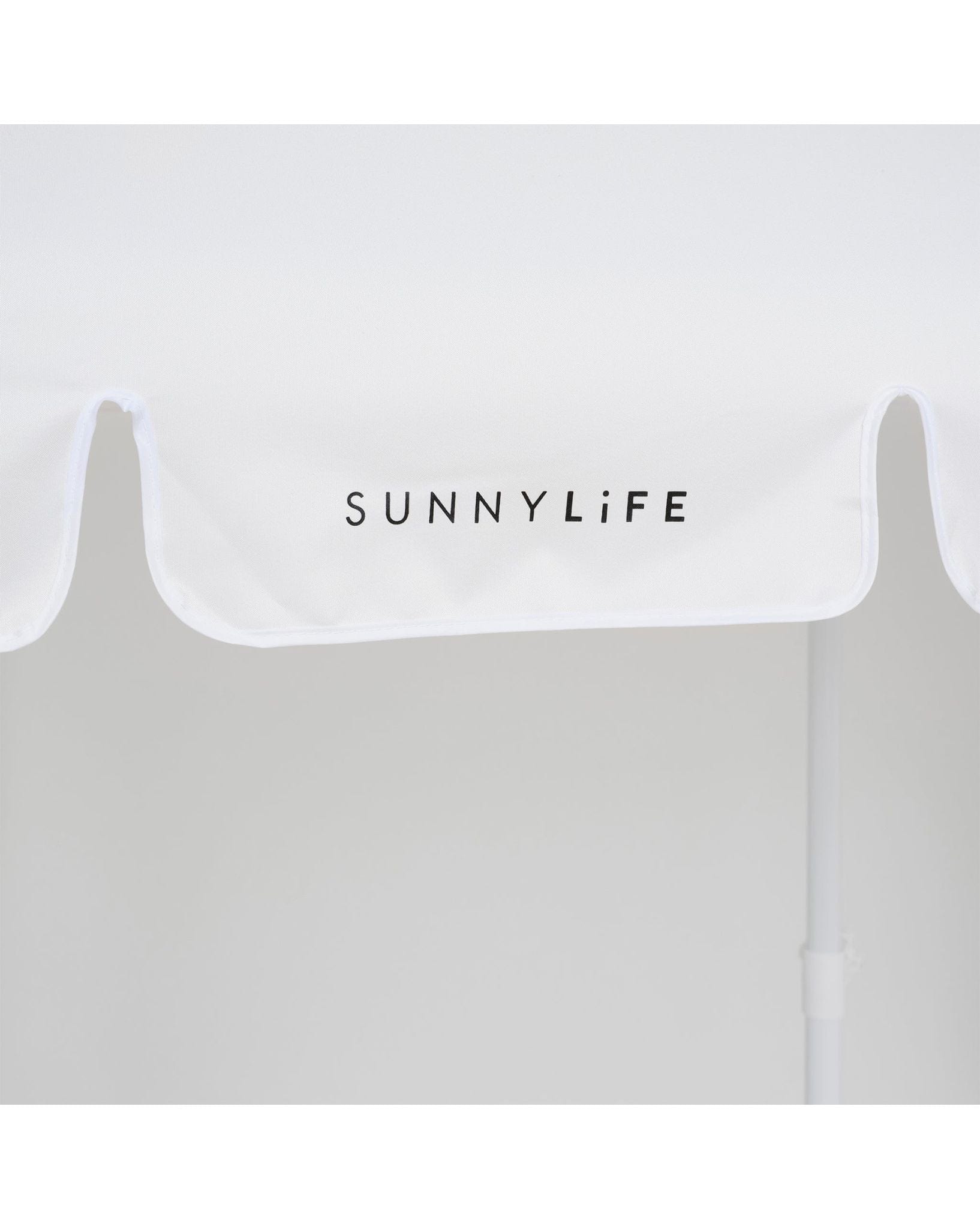 SunnyLife Beach Cabana Casa Blanca