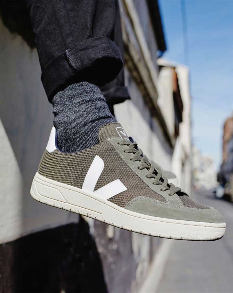 Veja V-12 B-Mesh - Olive /White